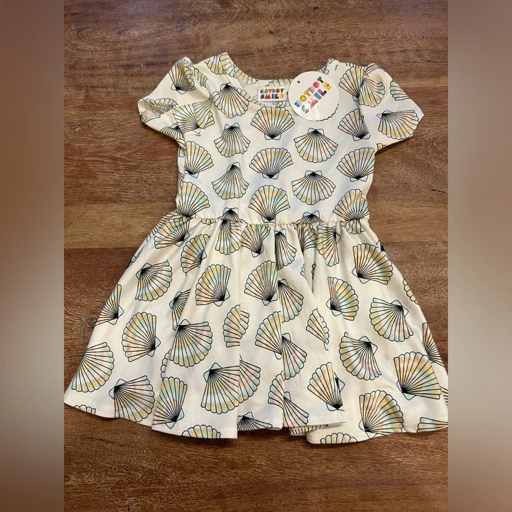 NWT Dot Dot Smiles toddlers seashell dress size 6-12 months